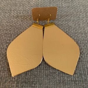 *LAVISH LEATHERS*TEAR DROP CUT EARRINGS*BUNDLE*